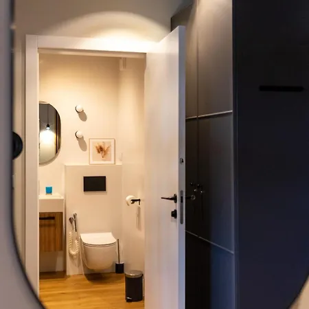 Apartamento Elegant Beige Harmony By Bookinghost *