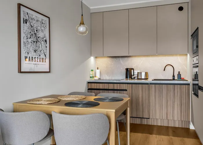 Elegant Beige Harmony By Bookinghost Varsavia