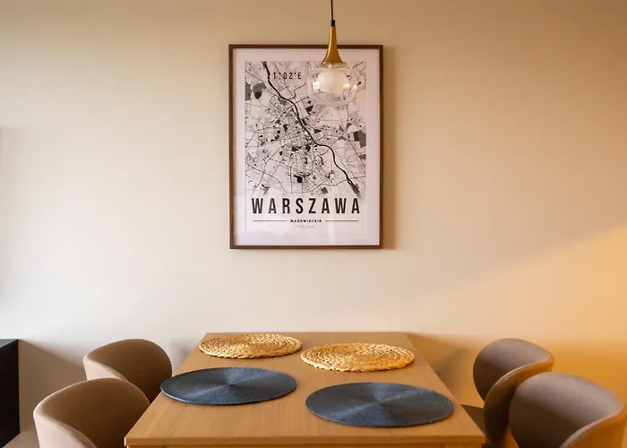 Elegant Beige Harmony By Bookinghost * Varsavia