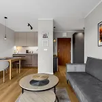Elegant Beige Harmony By Bookinghost شقة