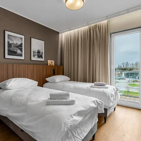 Elegant Beige Harmony By Bookinghost Apartmán *